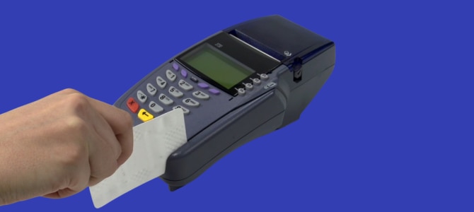 Card reader cleaning card cleans terminal
